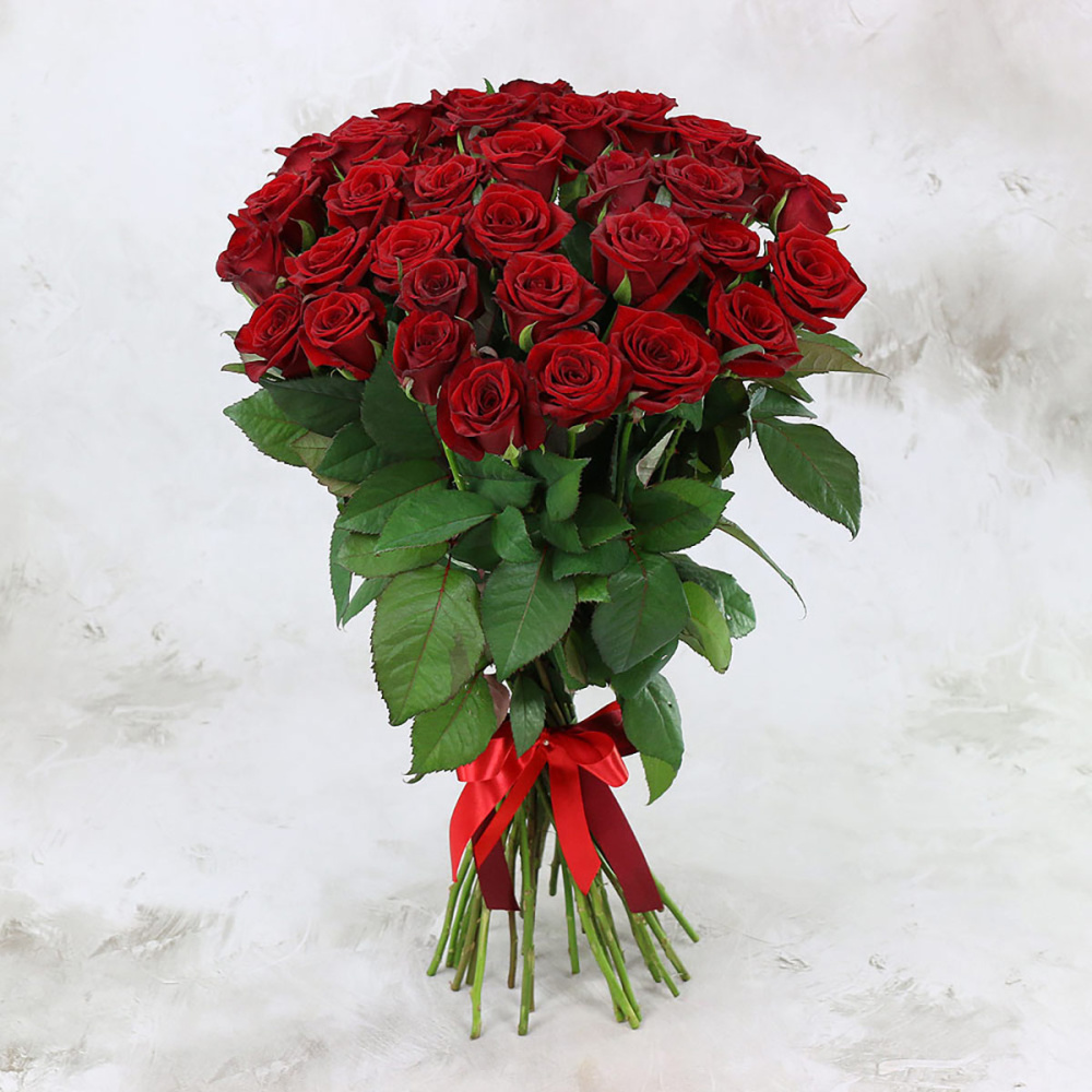 15 красных роз 60 см, Россия